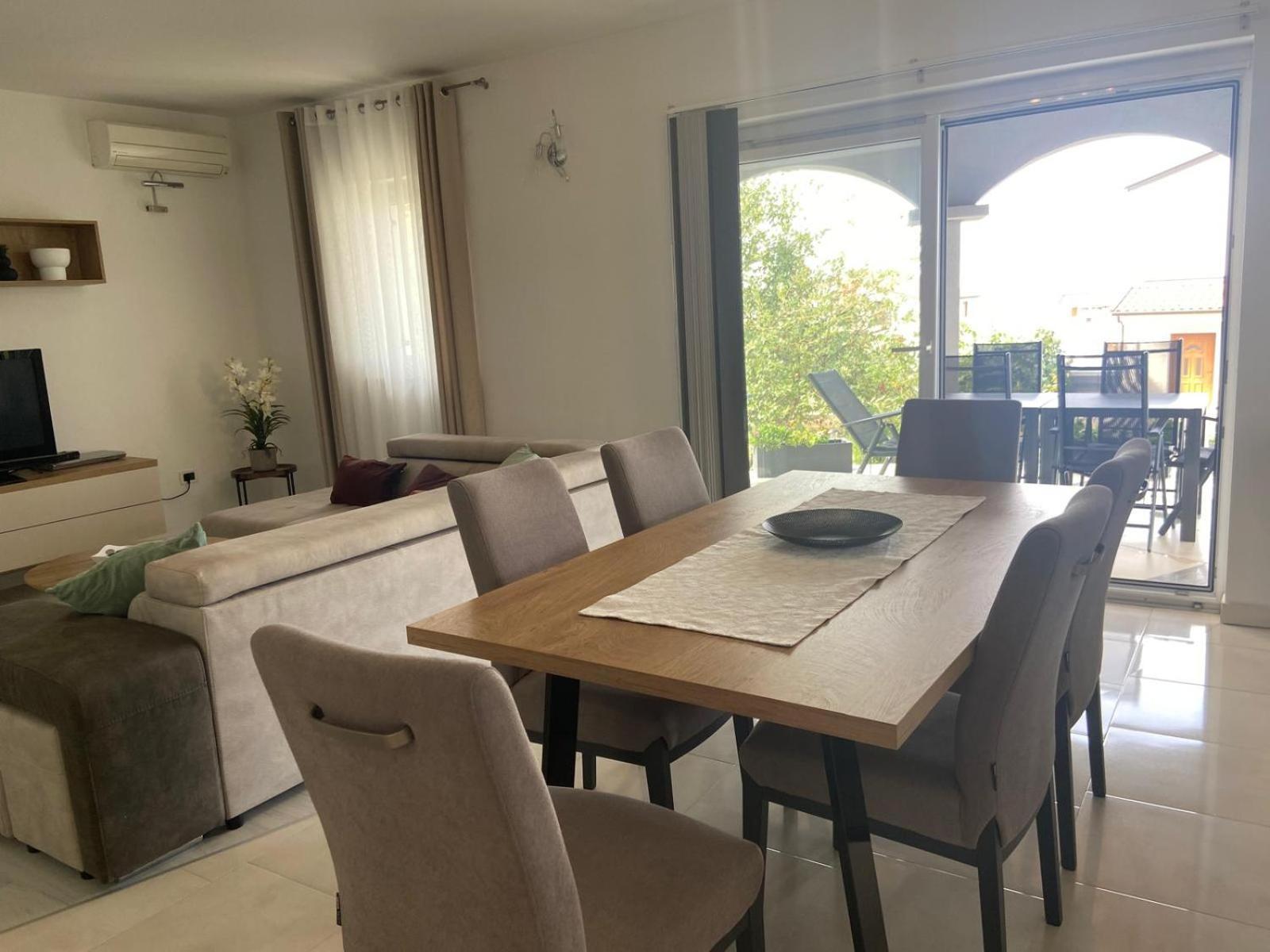 Holiday Home Mihaela Visnjan Bagian luar foto